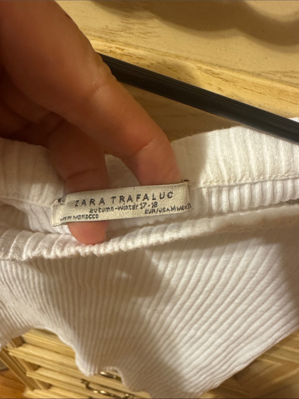 Zara White Ribbed Off-Shoulder Top - Picture 3 of 5